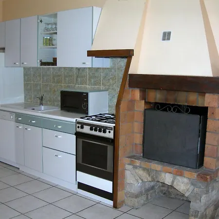 Сasa de vacaciones Salles-la-source, 3 Pieces, 6 Personnes - Fr-1-601-341 *